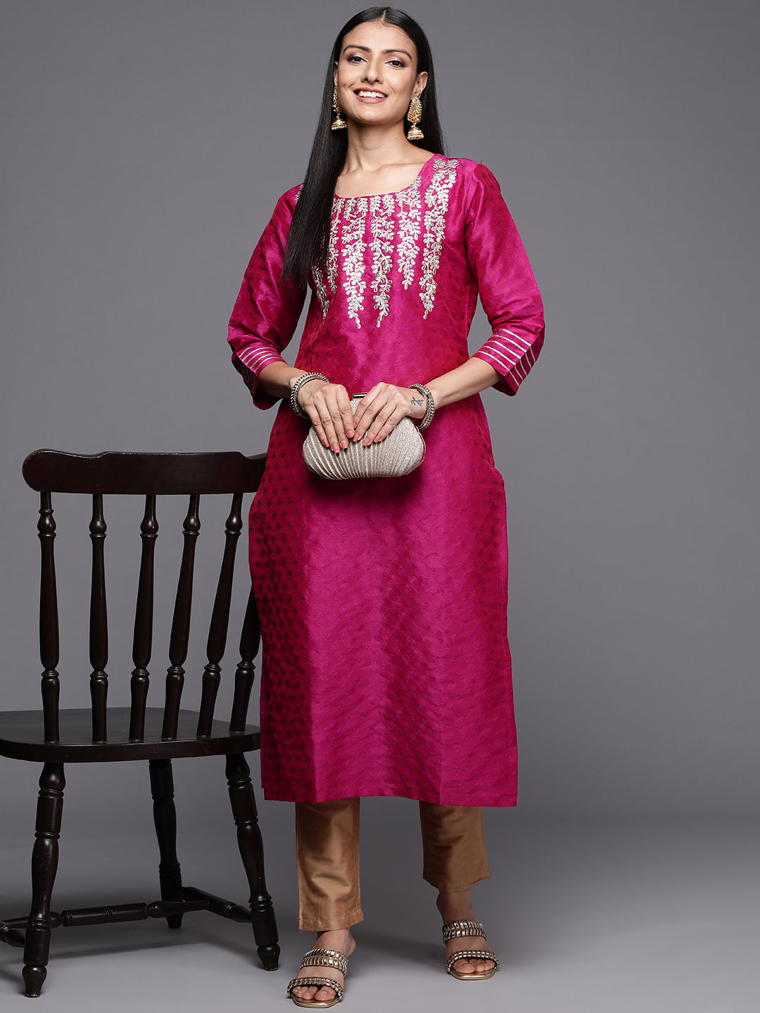 Varanga Pink Embroidered Straight Kurta With Three Quarter Sleeves - Distacart