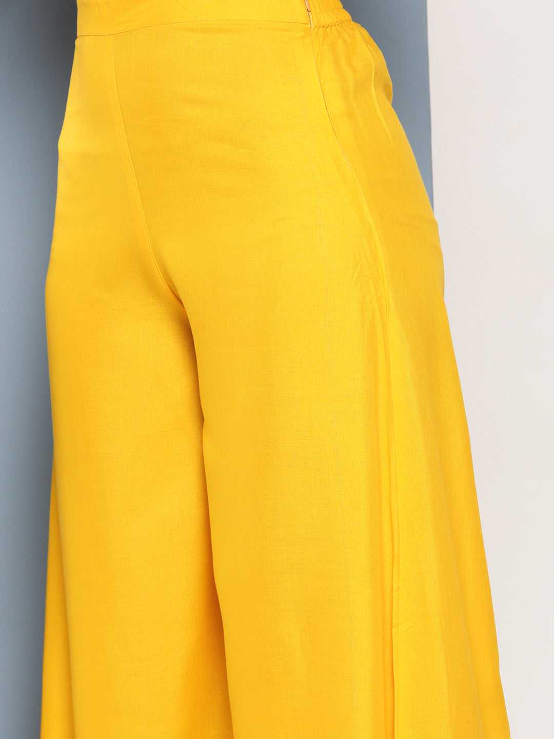 InWeave Women's Yellow Ray Strappy Kurta Set With Yellow Zig Zag Cotton Dupatta - Distacart