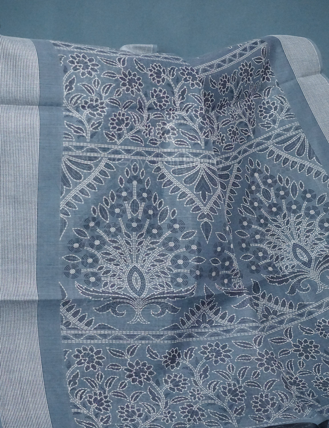 Shades of Light Ash Grey Colour Floral Print Semi Chanderi Saree By Gayathri Reddy Designer Studio - Distacart