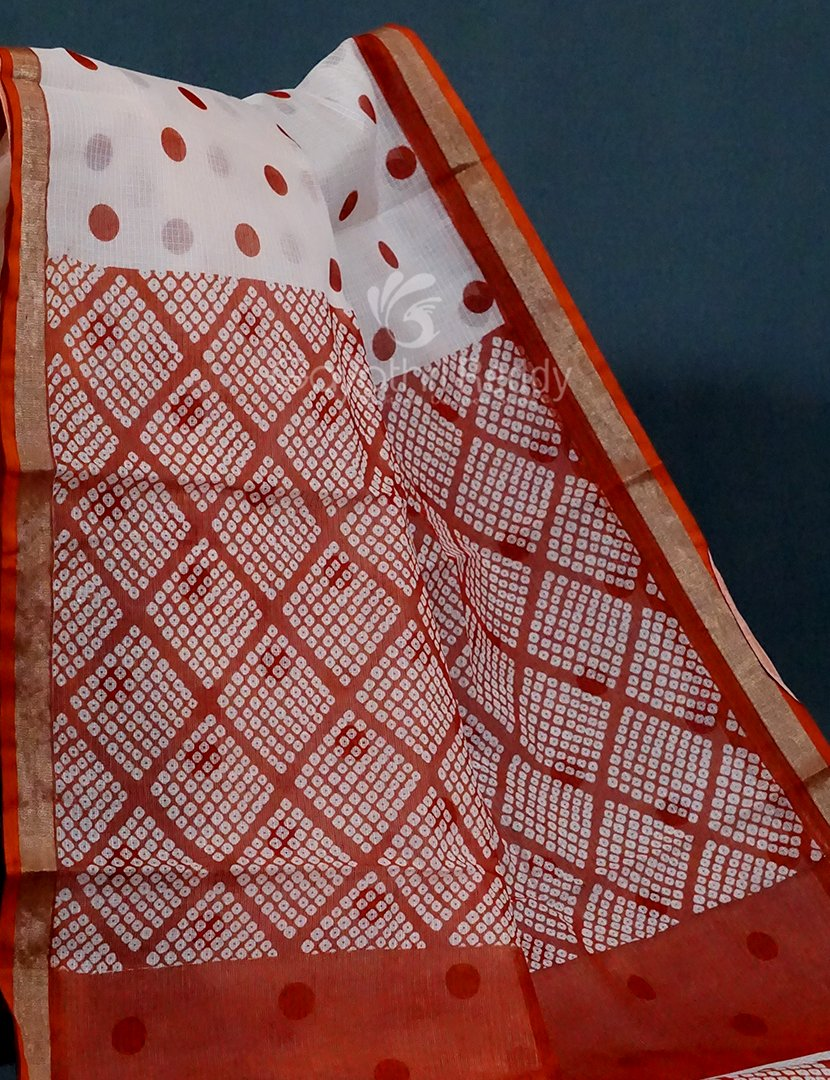 Shades of Milk White And Red Colour With Patli Pallu Design Pure Kota Cotton Saree By Gayathri Reddy Designer Studio - Distacart