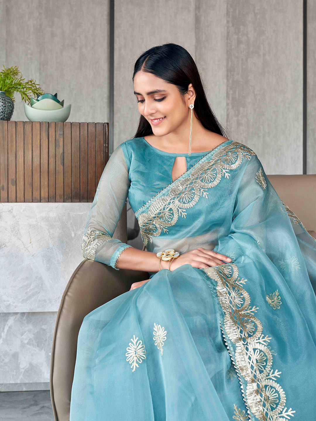 Tikhi Imli Floral Gotta Patti Organza Heavy Work Saree - Distacart