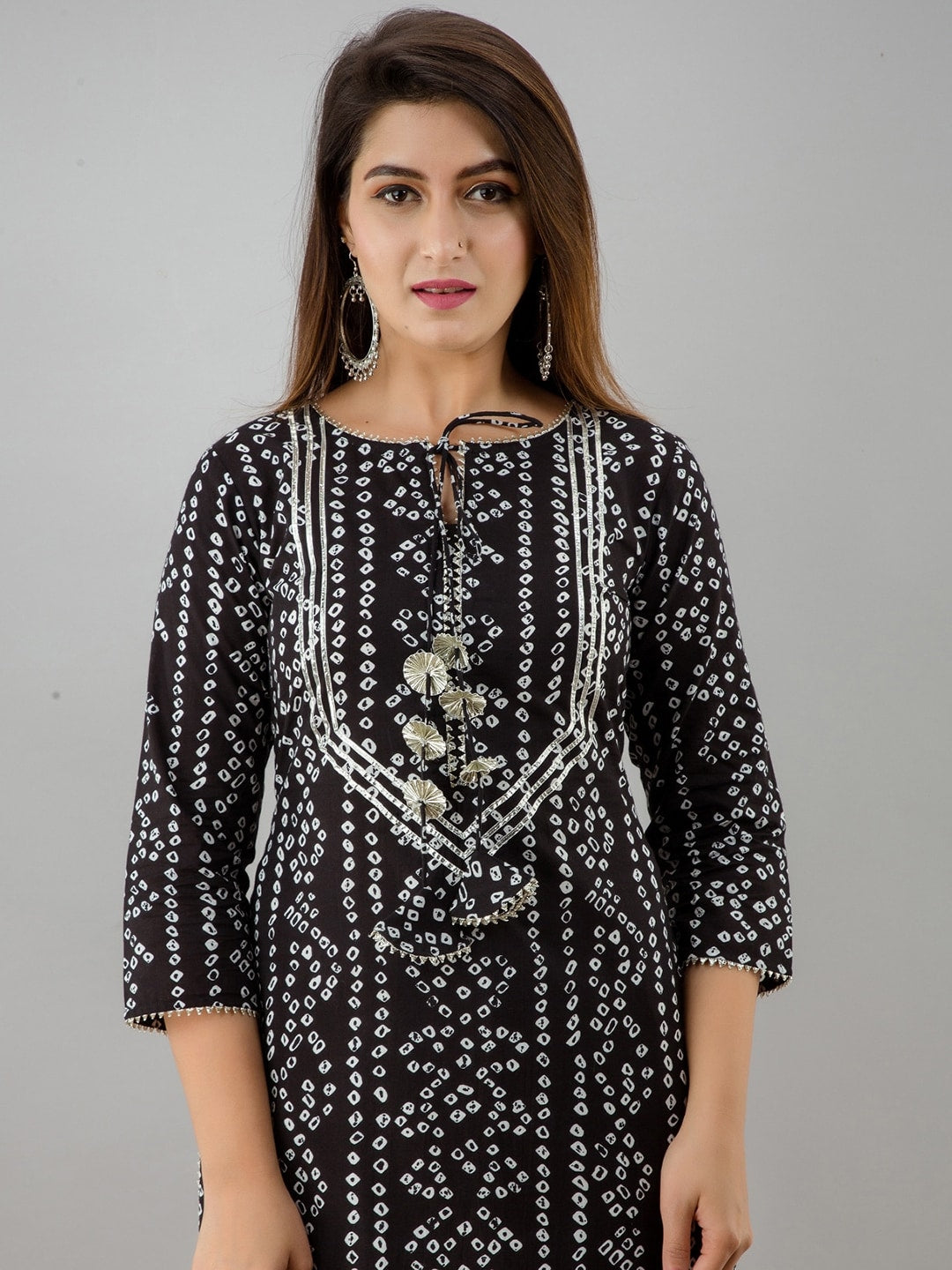 HERE&NOW Black Tie Up Neck Bandhani Printed Gotta Patti Kurta - Distacart