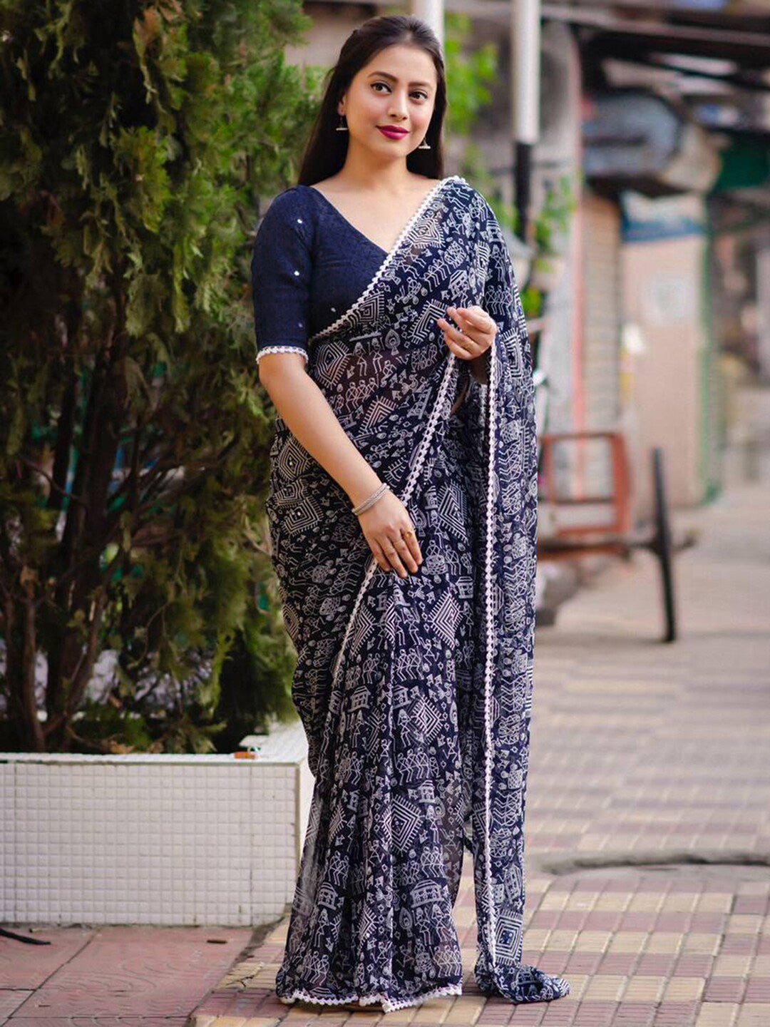Mitera Navy Blue & White Warli Printed Mirror Work Saree - Distacart