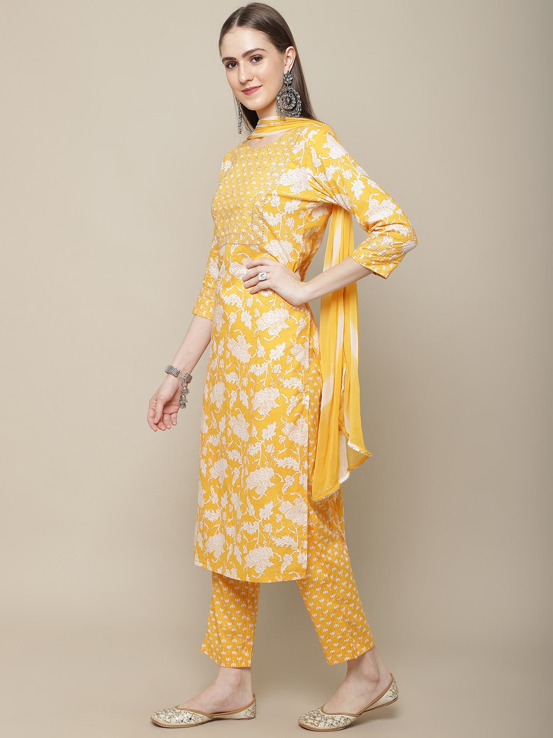 Sangria Women Floral Printed Pure Cotton Kurta with Trousers & With Dupatta - Distacart