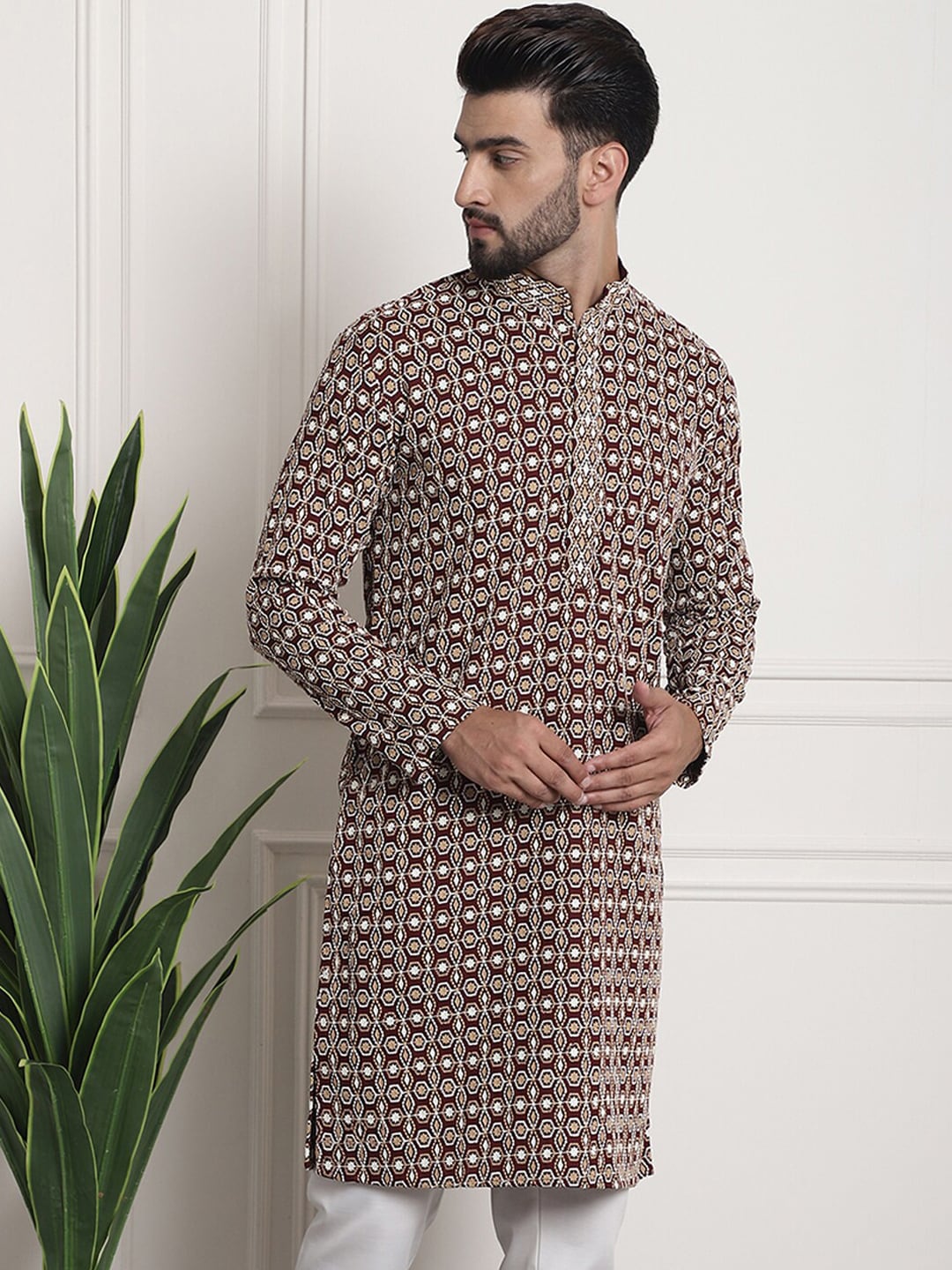 Sojanya Geometric Embroidered Mandarin Collar Kurta - Distacart