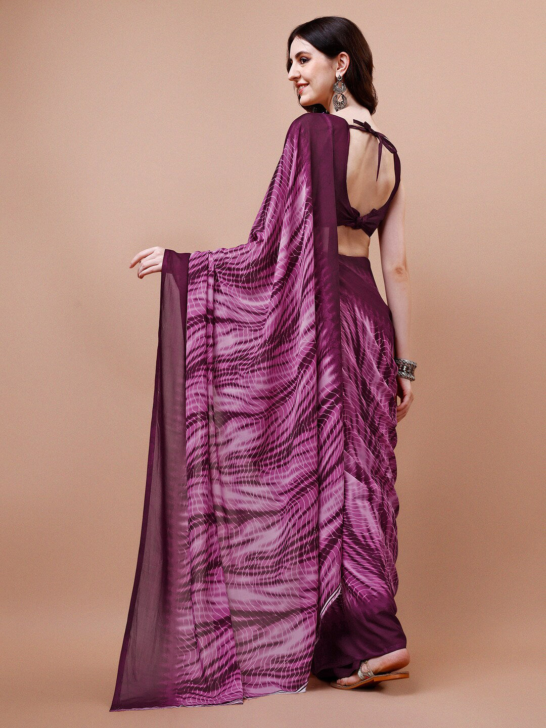 Sangria Purple Abstract Printed Saree - Distacart
