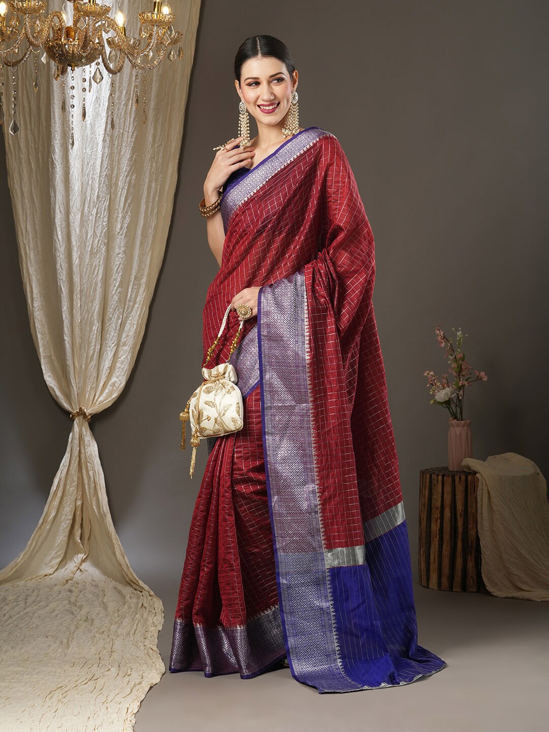 Saree Mall Checked Zari Festive Sarees - Distacart