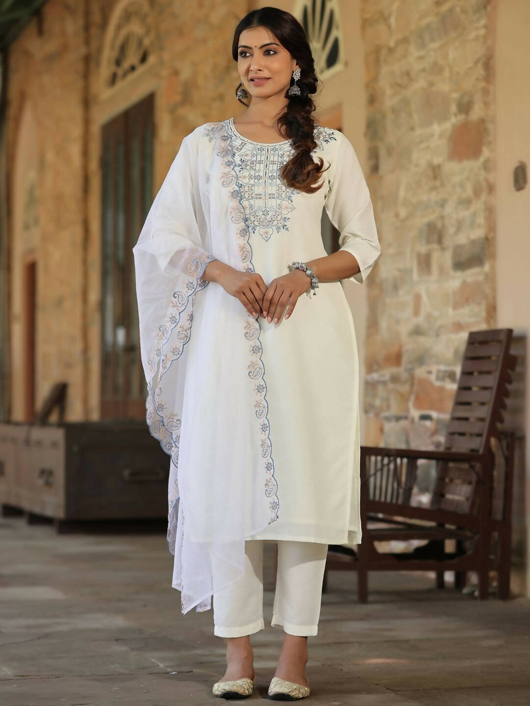 Juniper Women's White Chinnon Solid Embroidered Kurta Set - Distacart