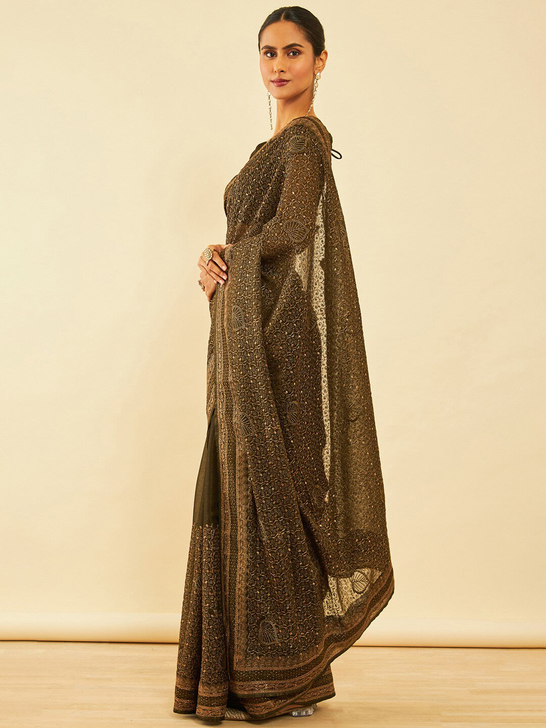 Soch Floral Embroidered Zari Saree - Distacart