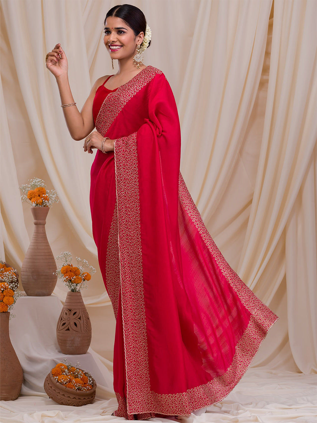 Koskii Embroidered Bordered Saree - Distacart