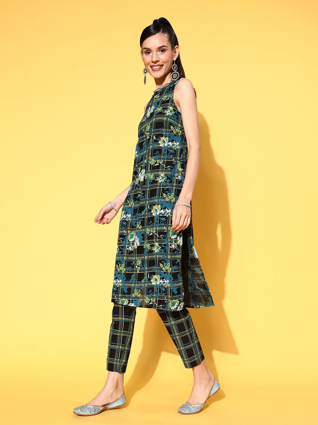 Sangria Women Ink Black Printed Parade Pure Cotton Kurta with Trousers - Distacart