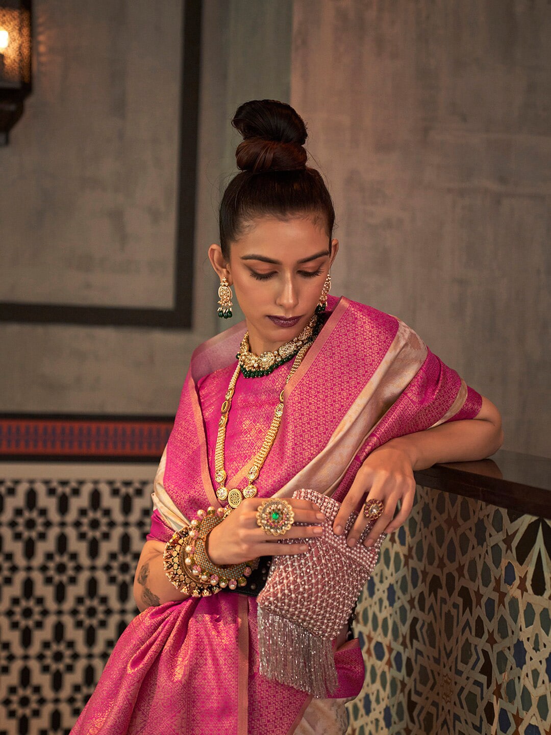 Saree Mall Ethnic Motifs Zari Woven Design Silk Blend Kanjeevaram Saree - Distacart