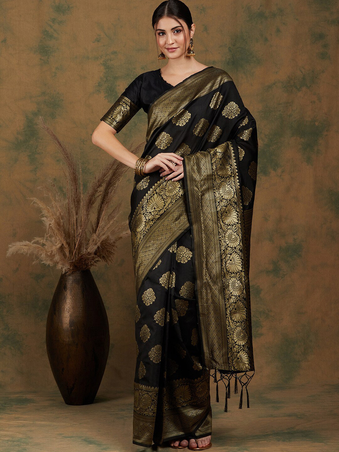 Sangria Ethnic Motif Woven-Design Banarasi Sarees - Distacart
