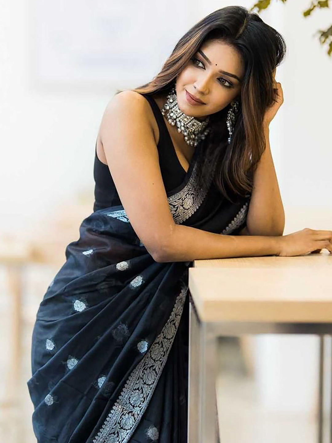 Kalini Floral Woven Design Zari Banarasi Saree - Distacart