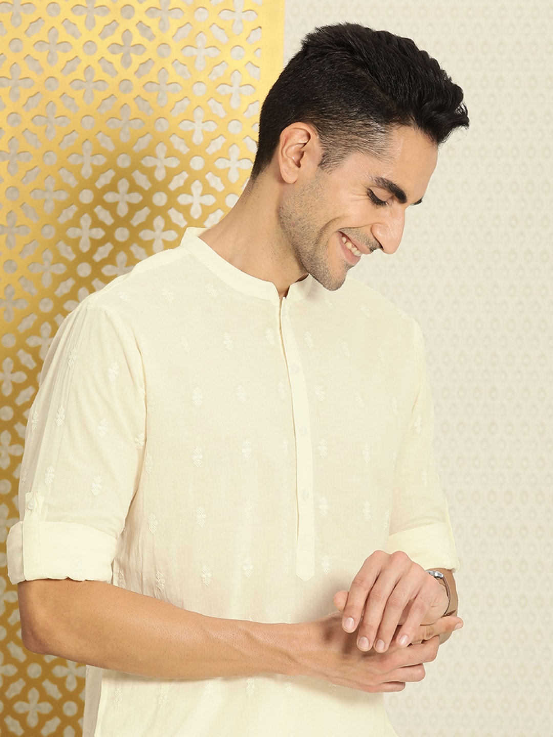 House of Pataudi Men Jashn Embroidered Regular Thread Work Pure Cotton Kurta with Patiala - Distacart