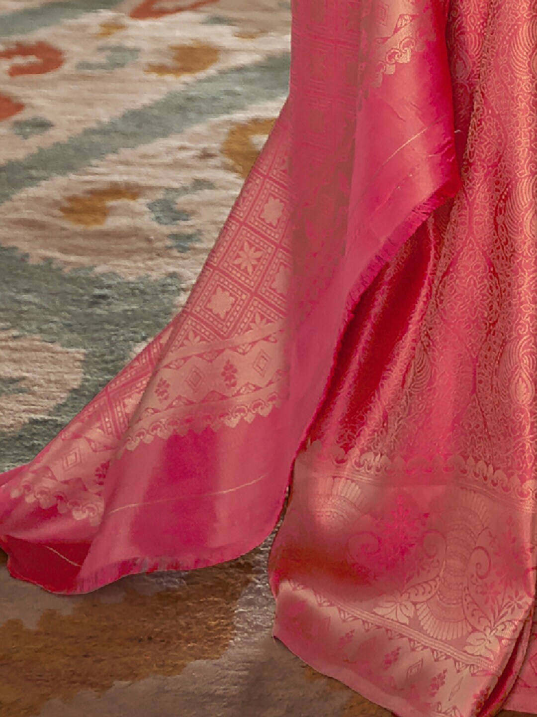 Mitera Woven Design Zari Kanjeevaram Saree - Distacart