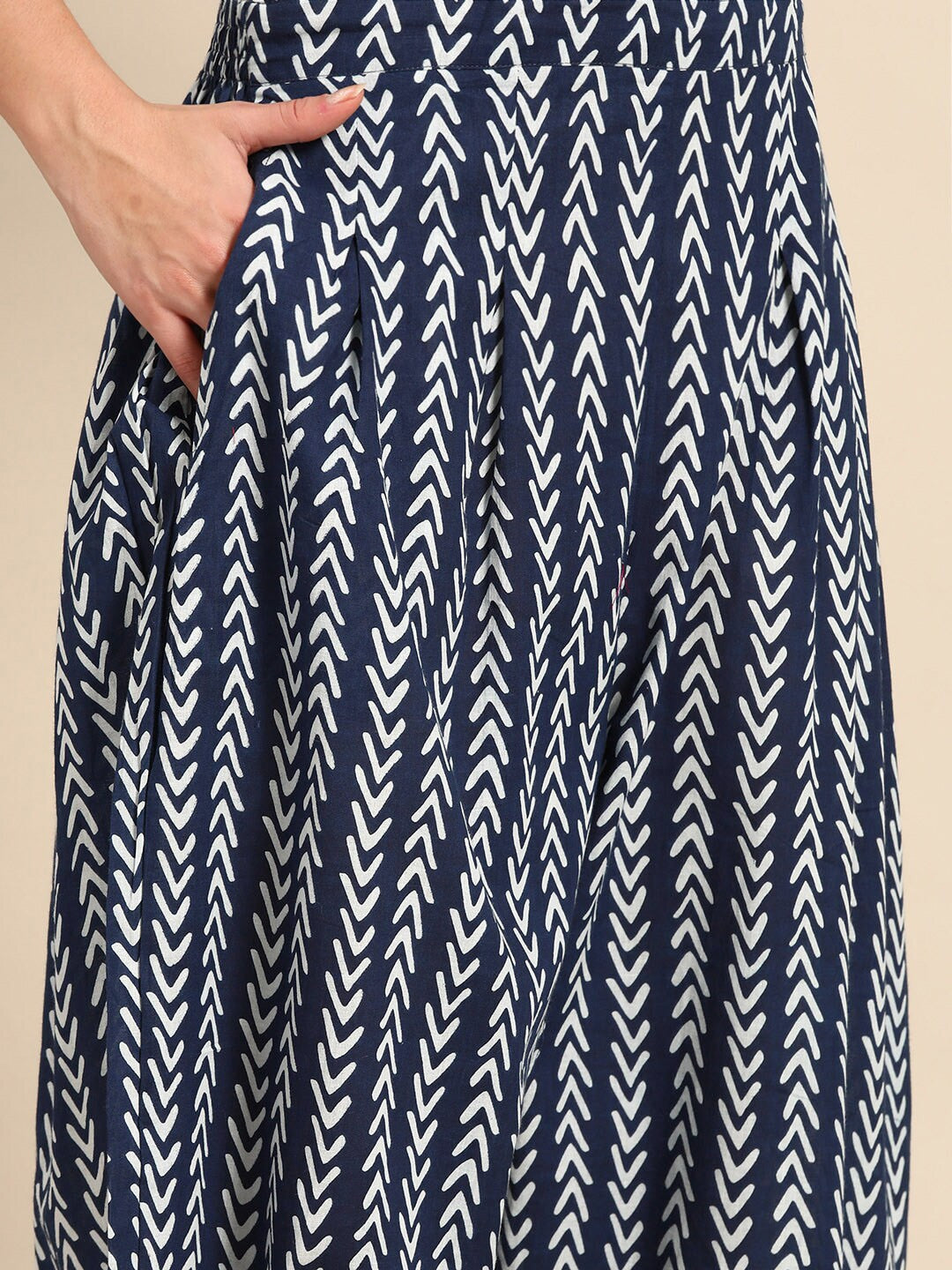 Sangria Blue & White Ethnic Motifs Printed V-Neck Pure Cotton A-Line Kurta With Salwar - Distacart