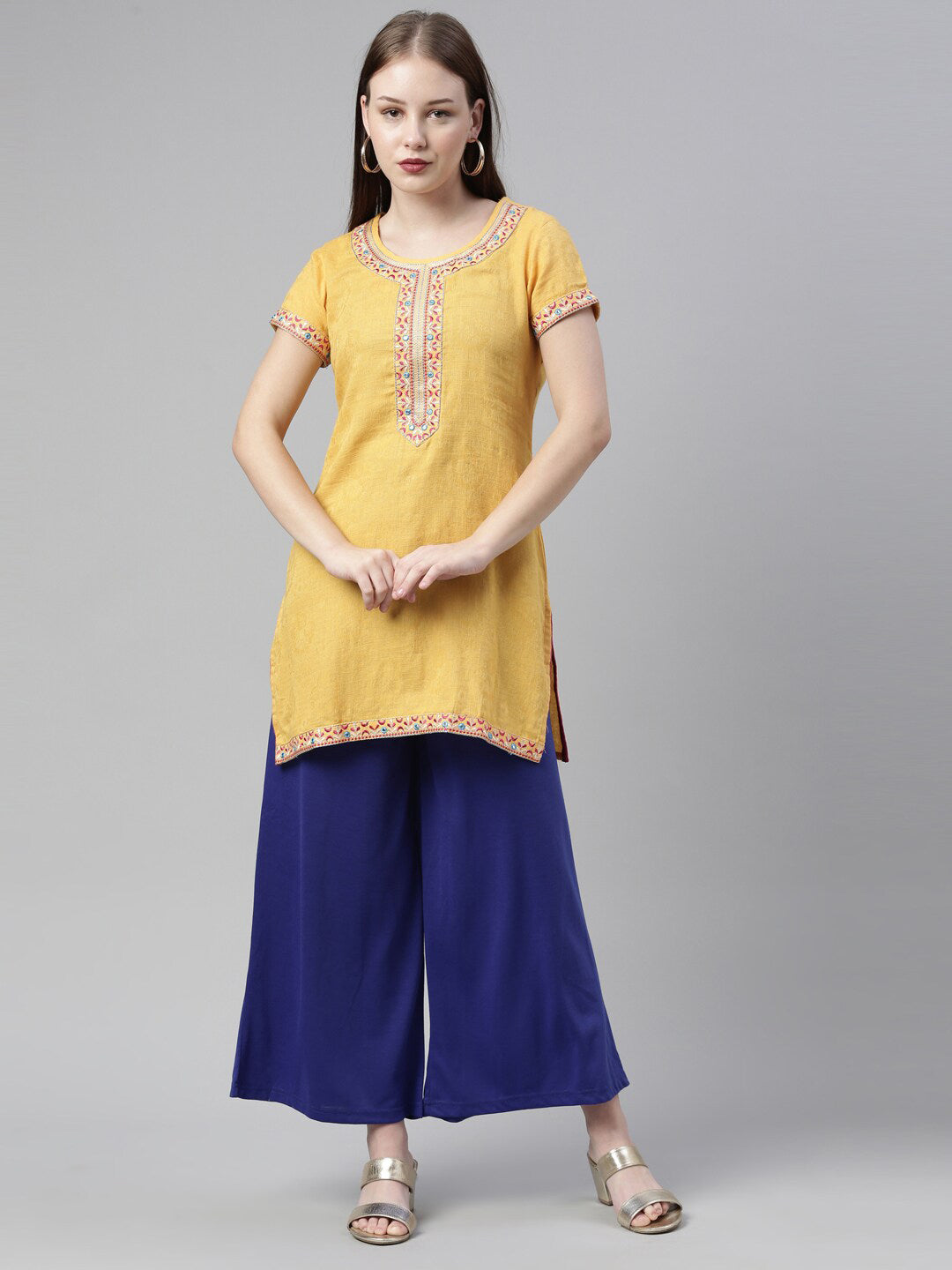 Souchii Women Navy Blue Knitted Palazzos - Distacart