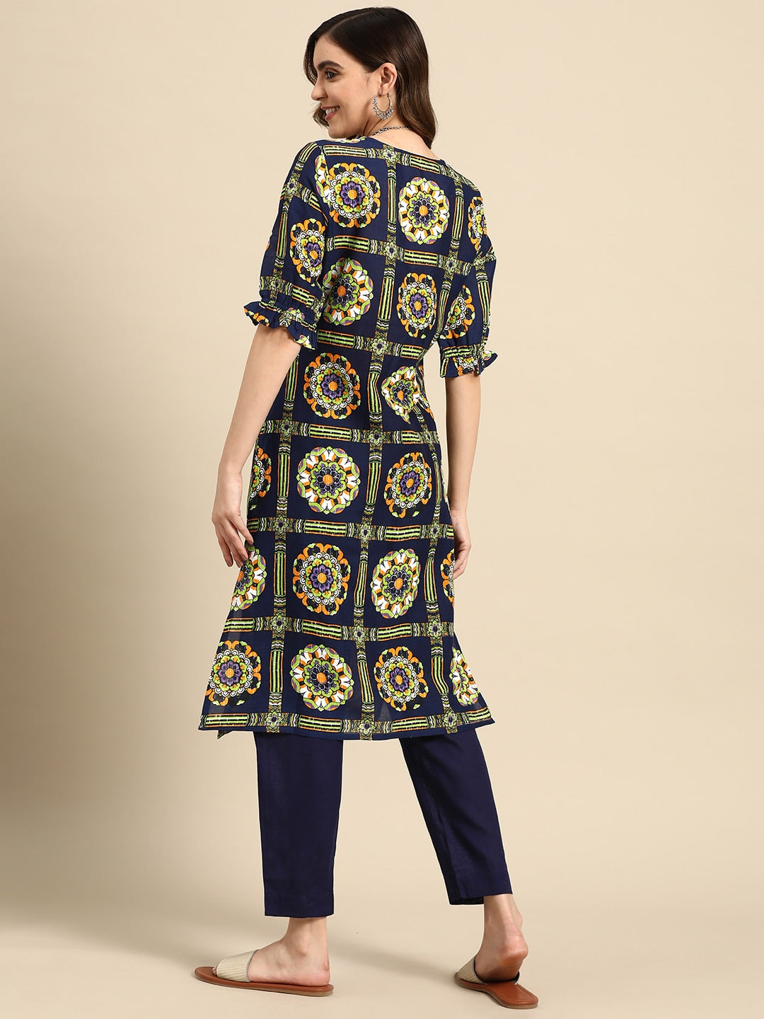 Sangria Women Ethnic Motifs Printed Kurta with Trousers - Distacart
