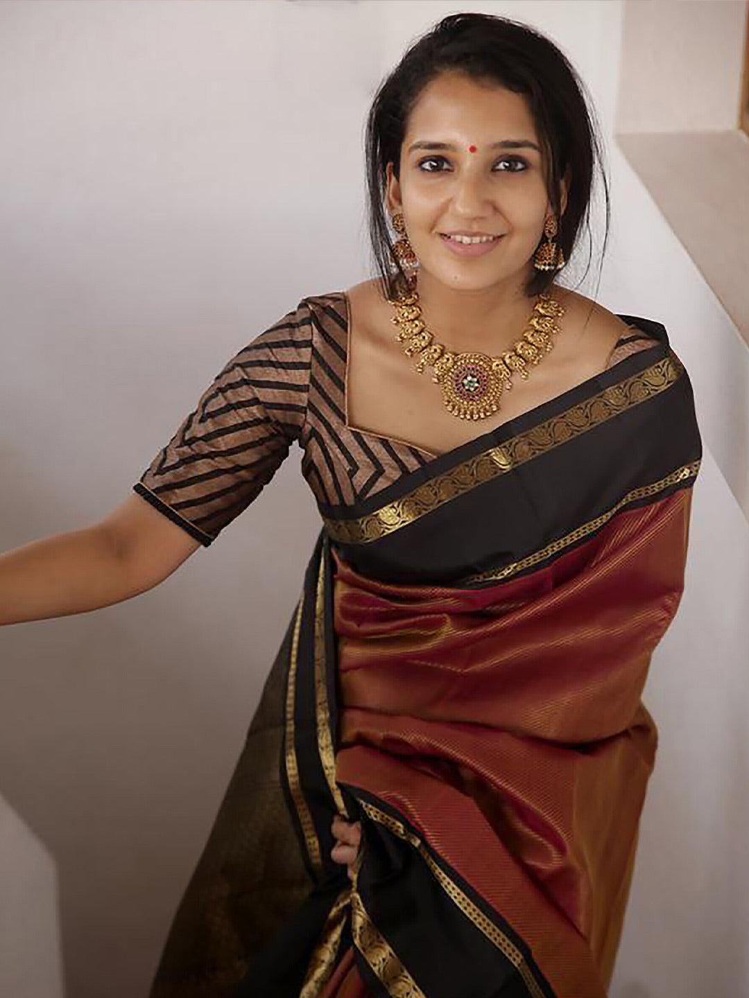 Kalini Floral Woven Design Zari Banarasi Saree - Distacart