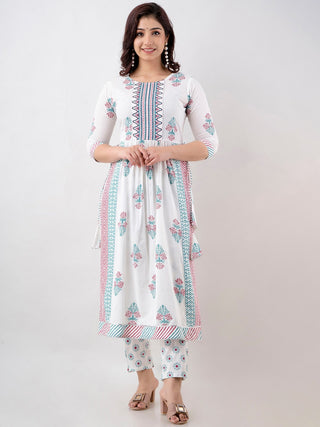 Kalini Women Floral Printed Gotta Patti Kurta With Trousers - Distacart