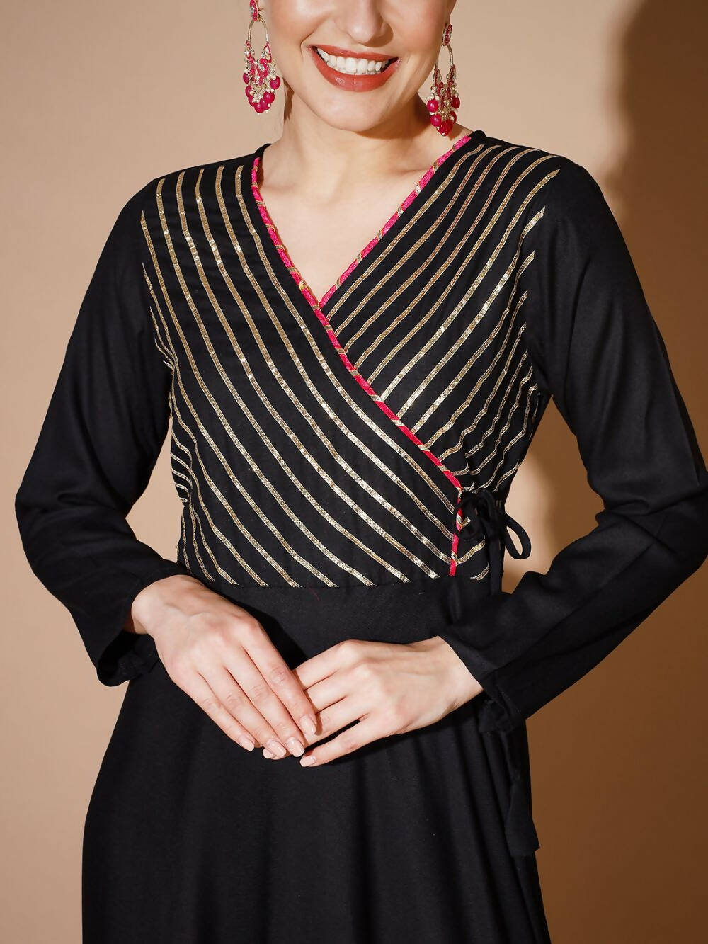 Myshka Women Black Solid Kurtas - Distacart