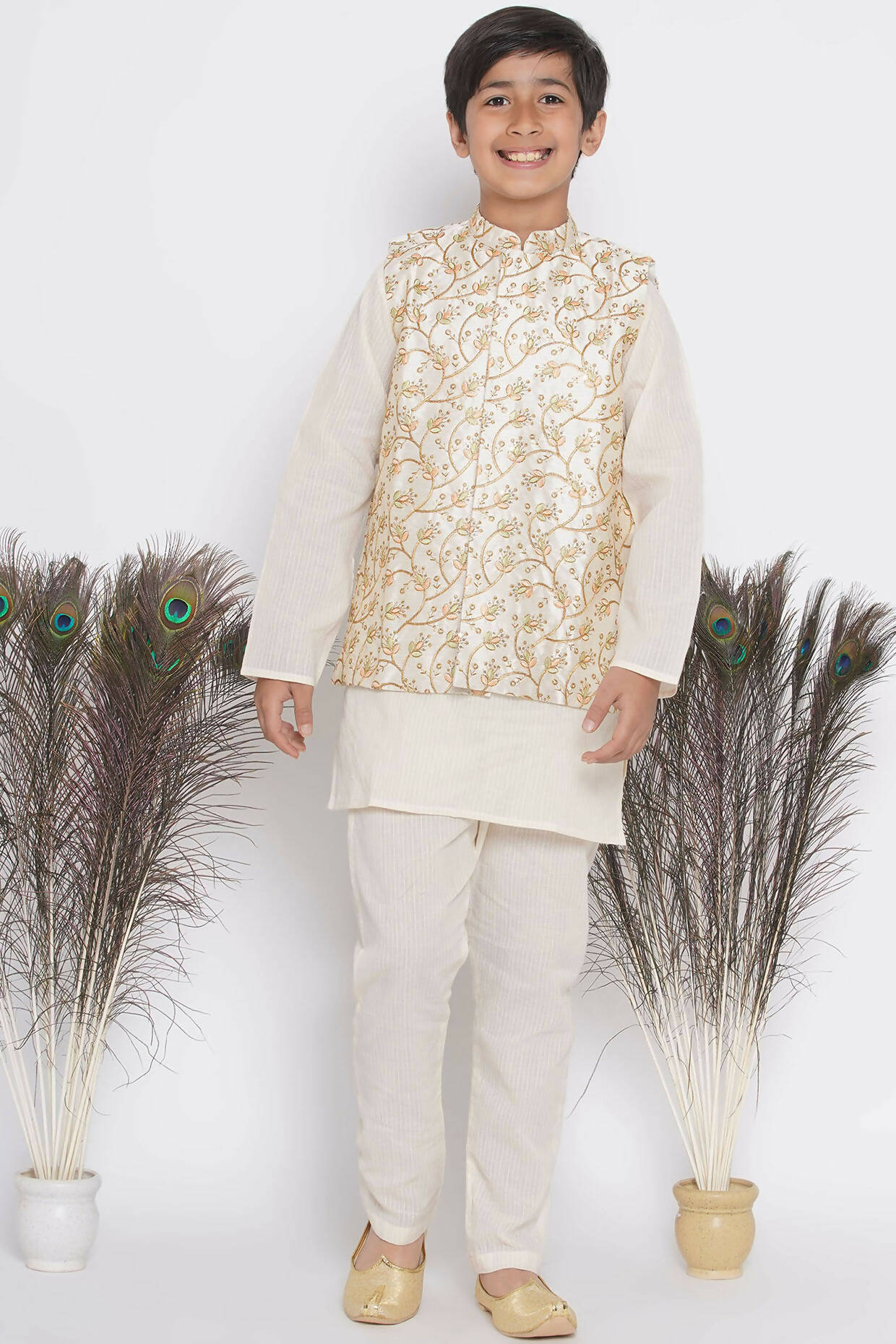 Little Bansi Banarsi Silk Floral Embroidery Jacket with Cotton Kantha kurta and Kantha Pyjama - Cream - Distacart