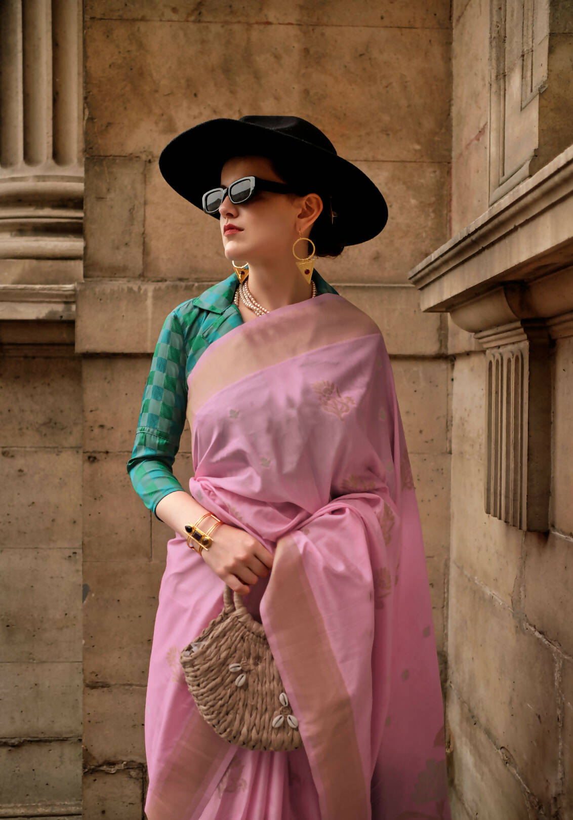 Cherry Blossom Pinksoft Handloom Sik Zari & Thread Work, Contrast Pallu Saree - Rajtex Kube Silk - Distacart