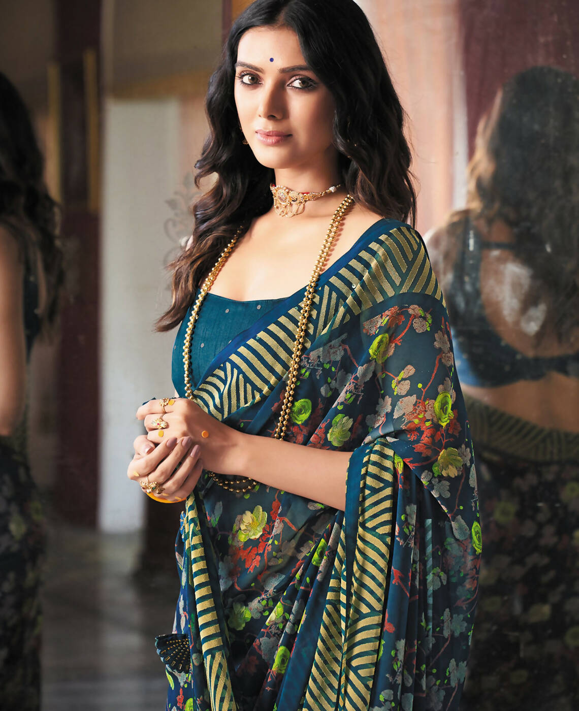 Blue Georgette Brasso Floral Printed Saree With Unstitched Blouse Piece - Zyanya - Distacart