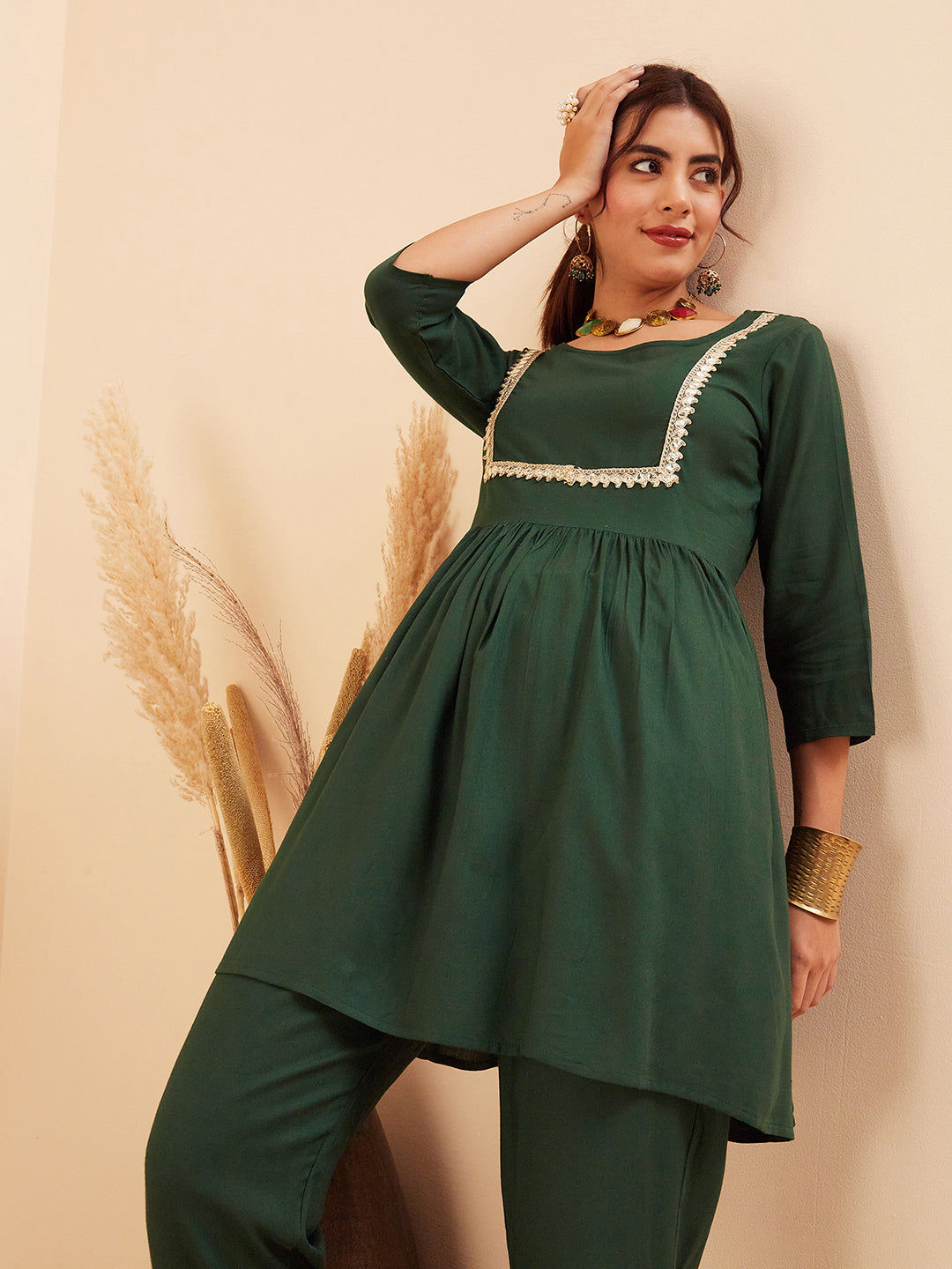 InWeave Women's Forest Green Round Neck Square Gota Work Kurta Pant Set - Distacart