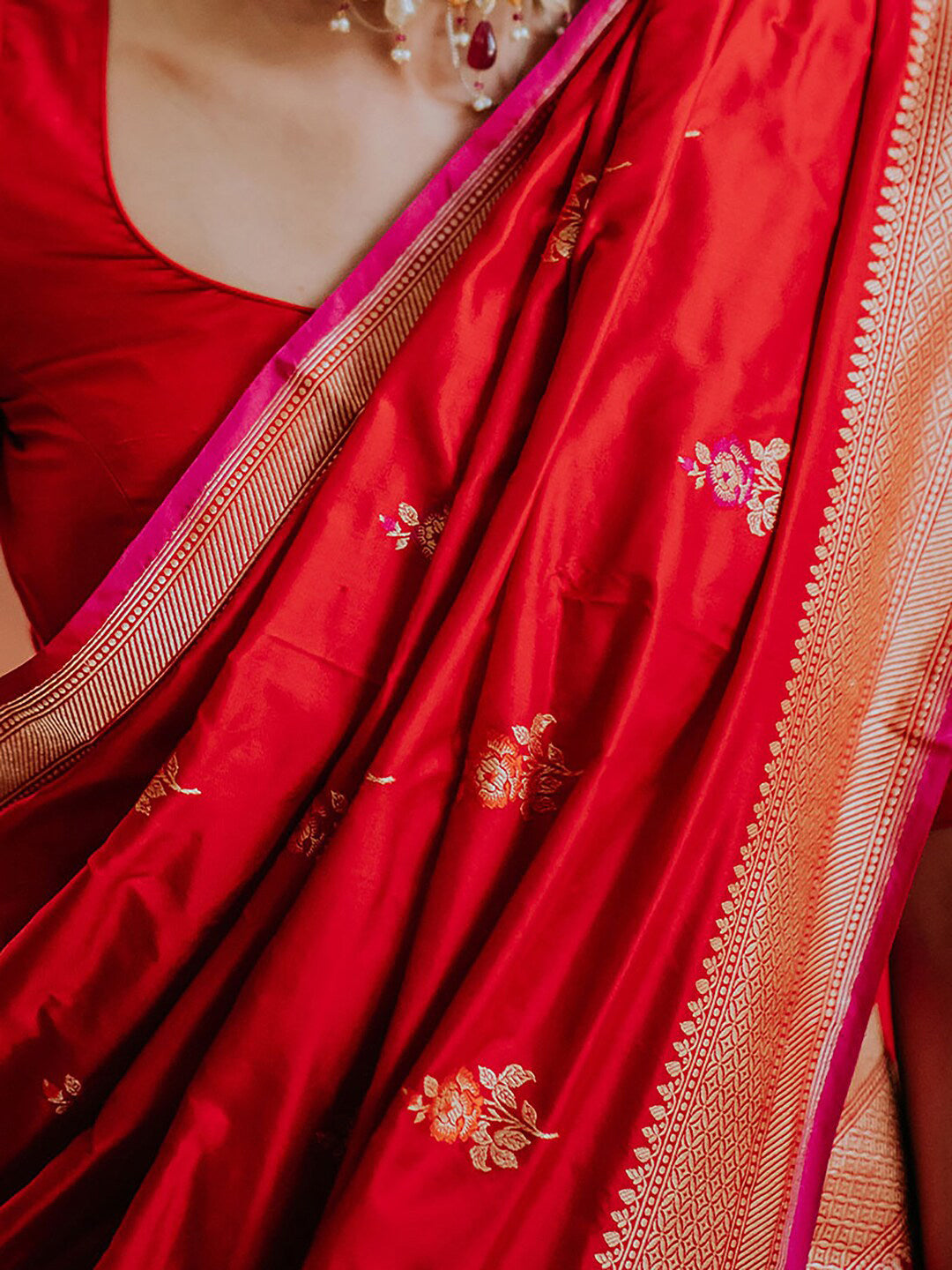 Kalini Floral Woven Design Zari Banarasi Saree - Distacart