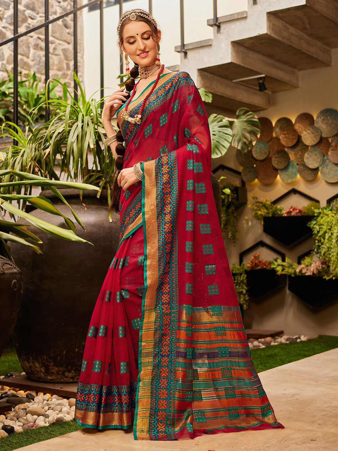 Kalini Geometric Woven Design Zari Detail Saree - Distacart