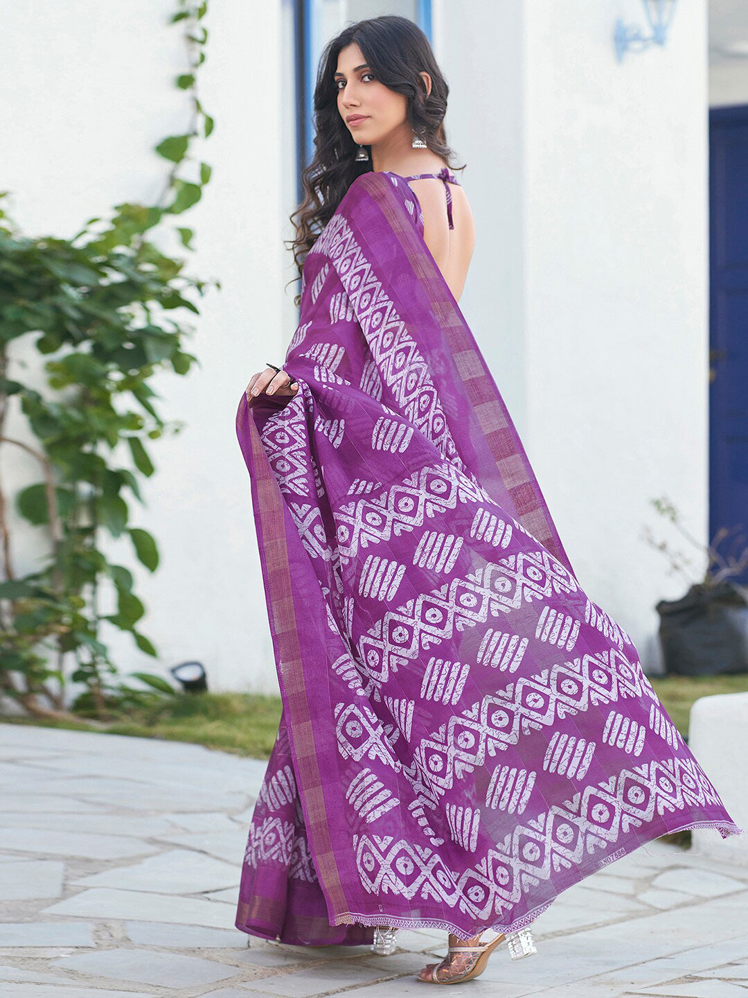 Kalini Batik Printed Zari Bagh Sarees - Distacart