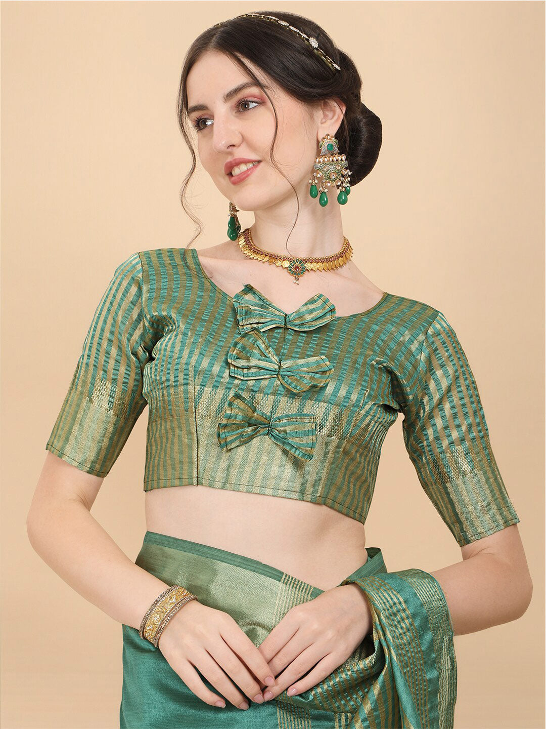 Kalini Rama Woven Design Embellished Zari Silk Blend Banarasi Saree - Distacart