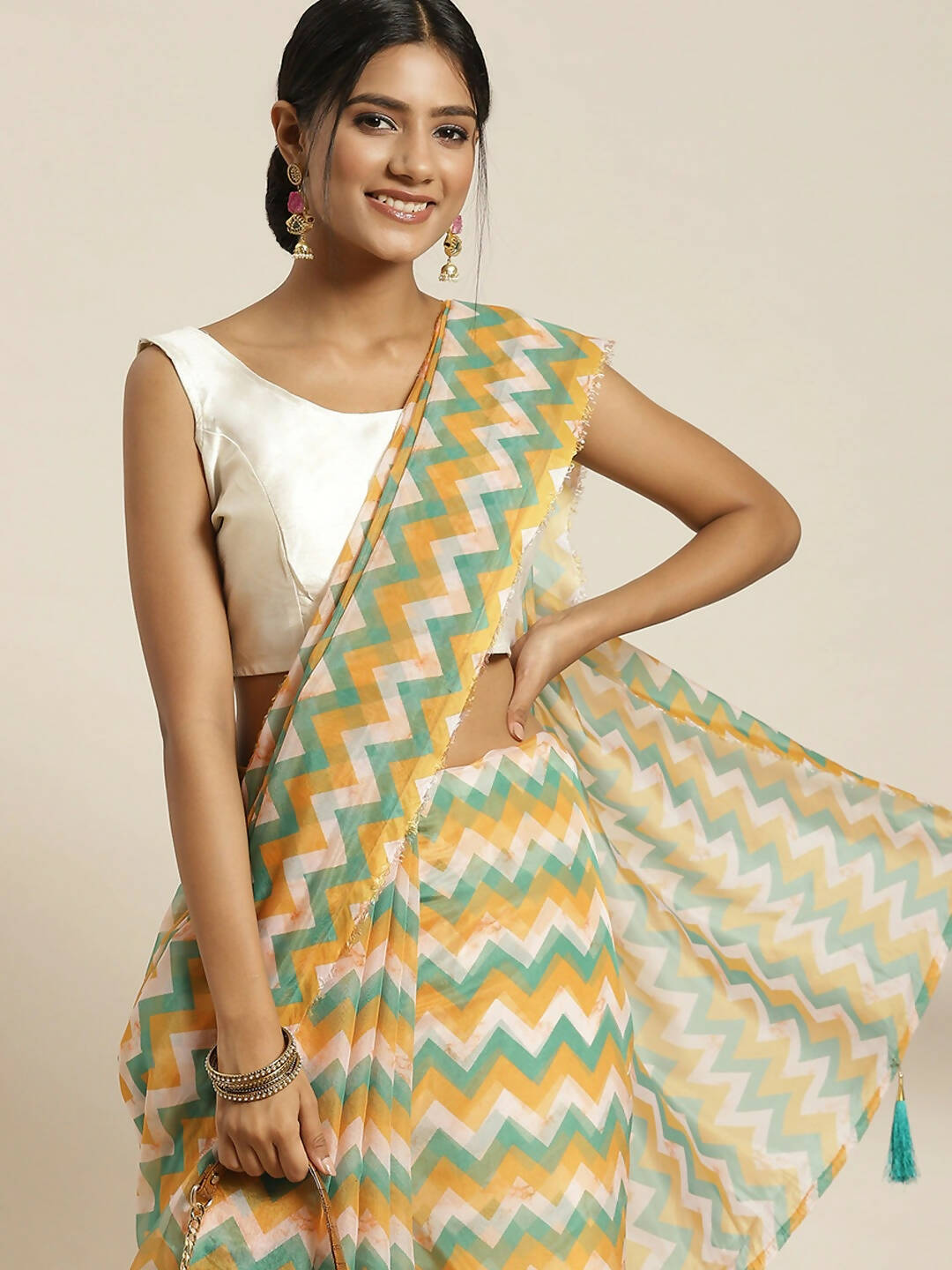 Green Organza Printed Saree With Blouse Piece - Nivaa - Distacart