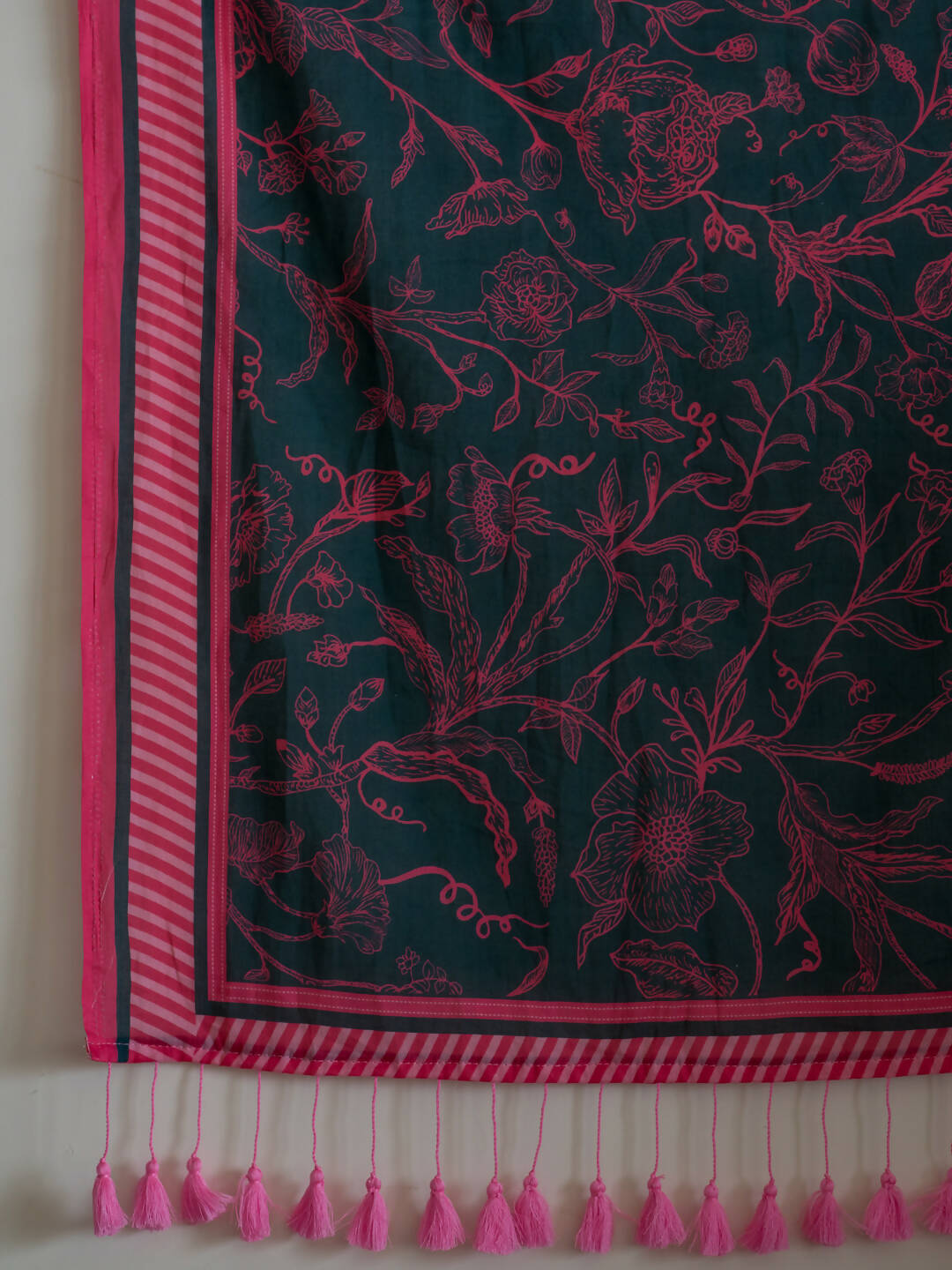 Suta Navy Blue Floral Pure Cotton Saree - Distacart