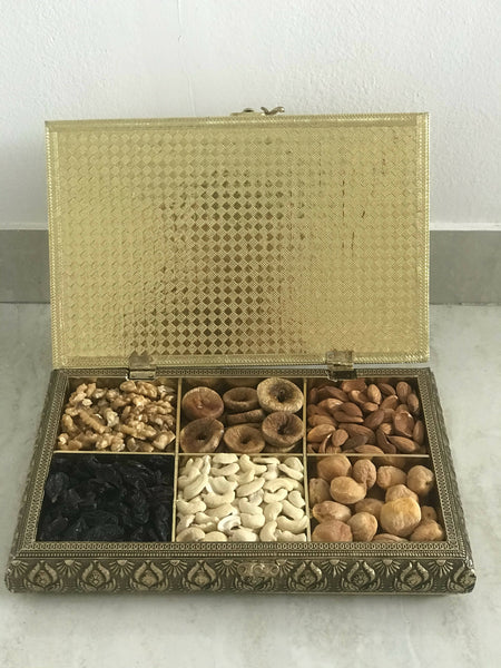 SK Mithaii | Assorted Authentic Indian Doli Design Dry Fruit Box | Almonds | Cashews |Walnuts |Apricots | 6 Partition - Distacart