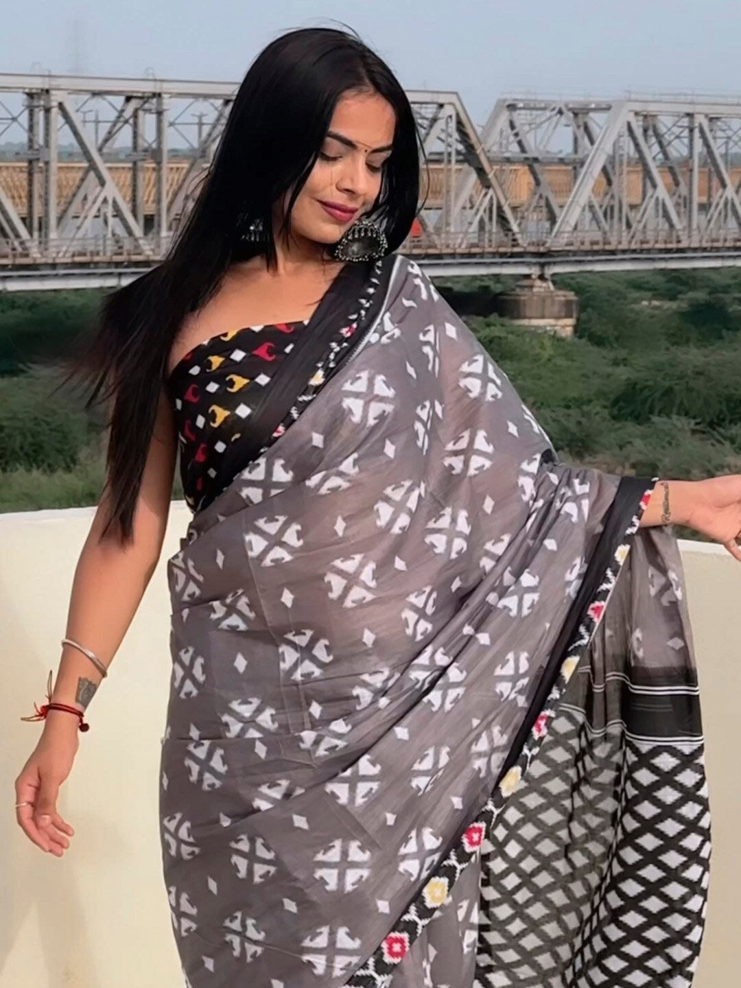 Kalini Ethnic Motifs Printed Pure Cotton Ikat Saree - Distacart