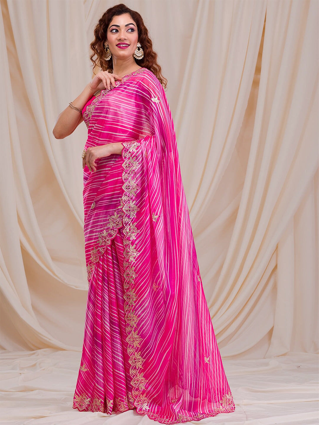 Koskii Striped Embroidered Saree - Distacart