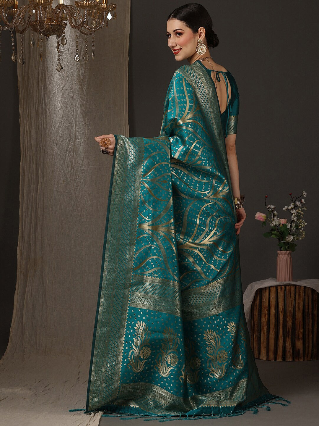 Saree Mall Woven Design Zari Silk Blend Banarasi Saree - Distacart