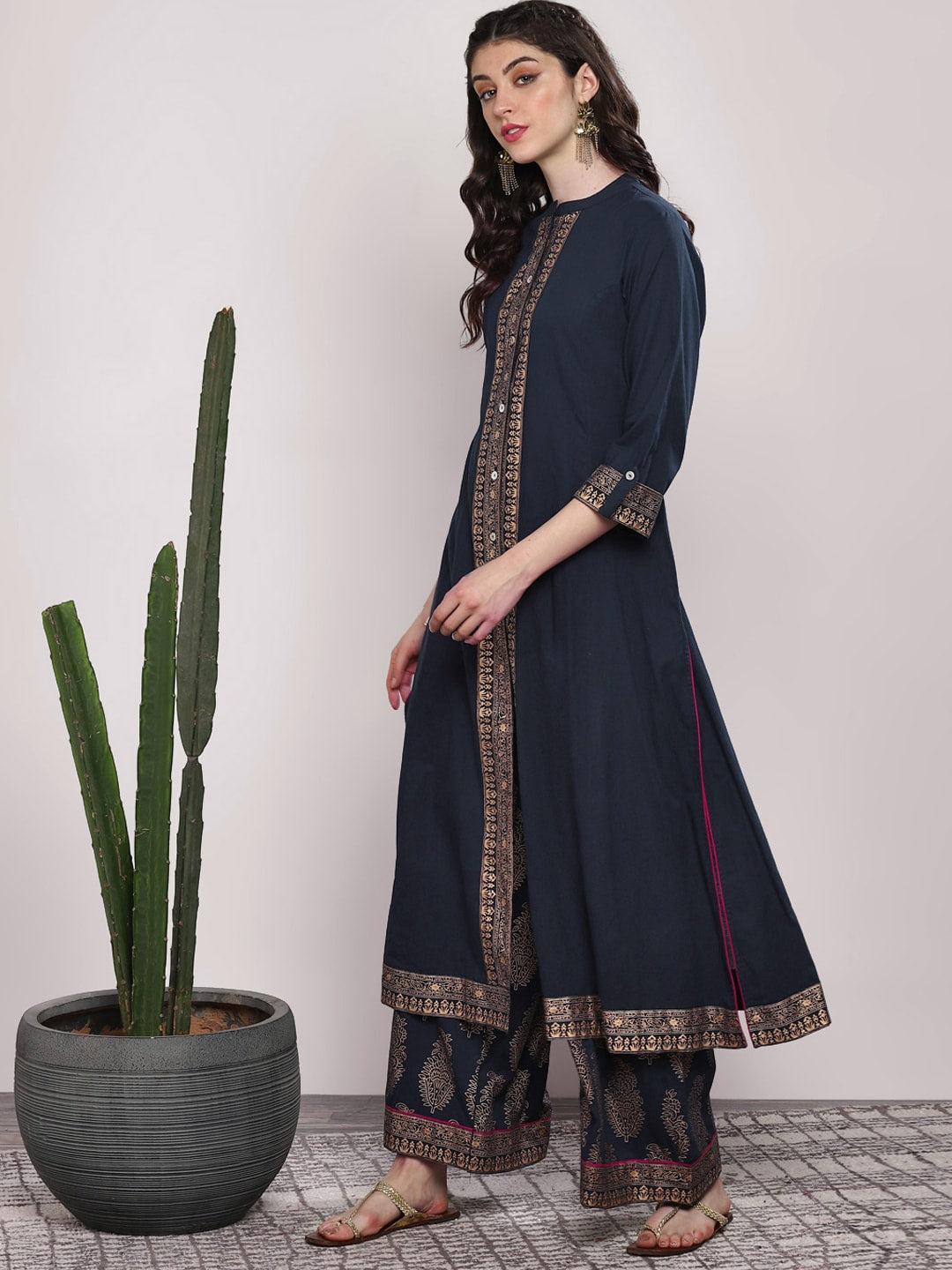 Sangria Women Navy Blue & Gold-Coloured Printed Kurta with Palazzos - Distacart