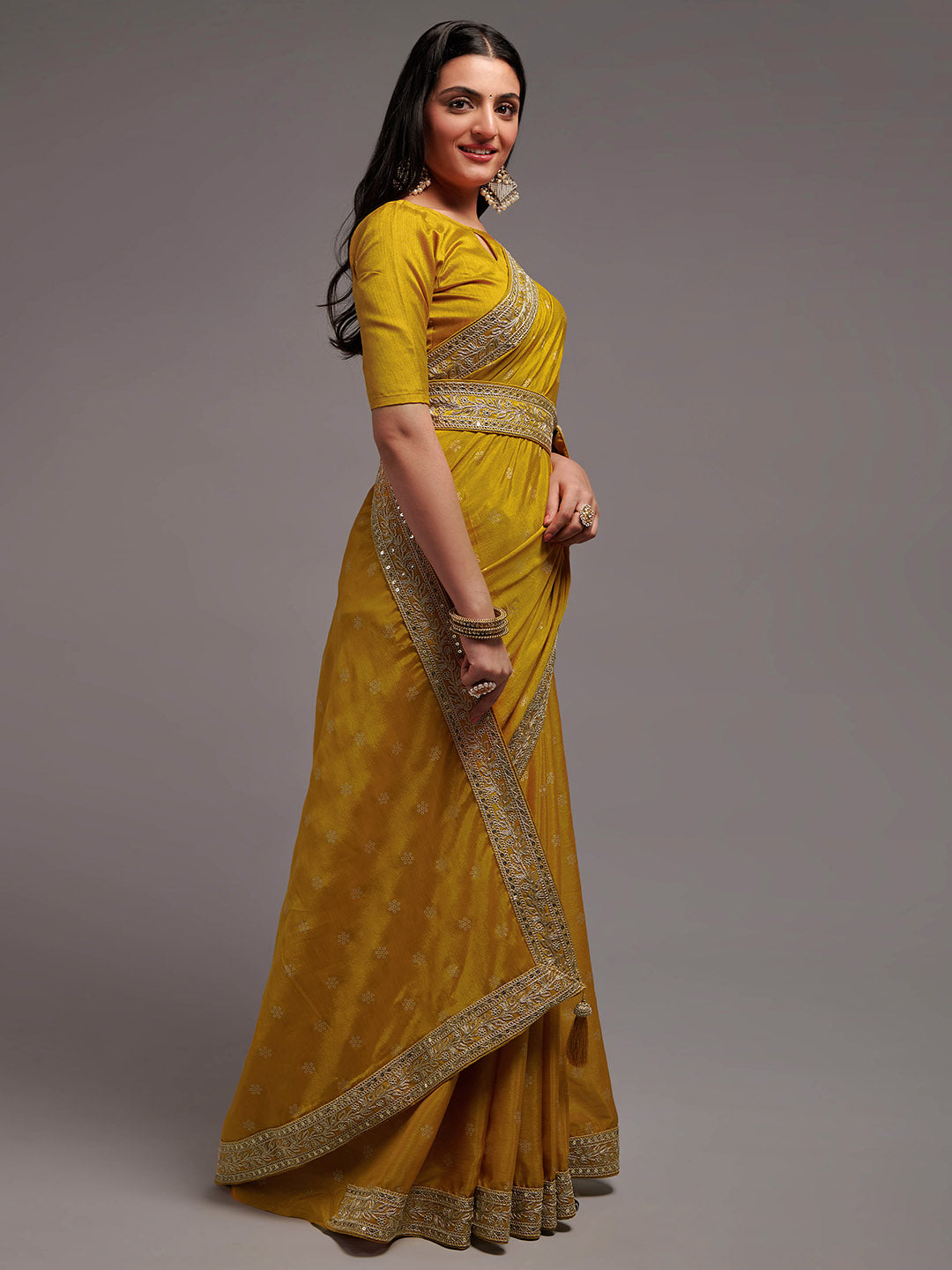 Kalini Floral Embroidered Saree - Distacart