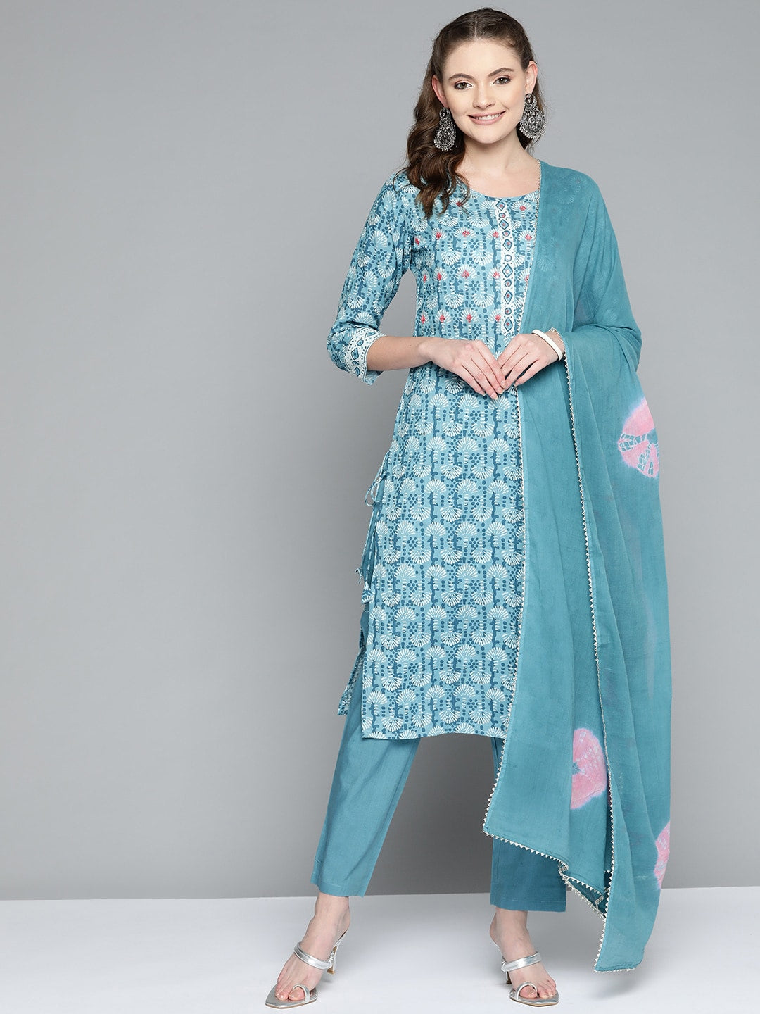 HERE&NOW Women Blue Floral Printed Thread Work Pure Cotton Kurta with Trousers & With Dupatta - Distacart