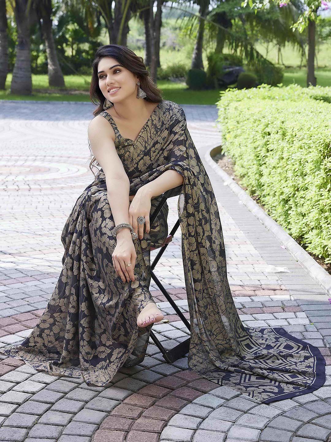 Kalini Women Navy Blue & Beige Floral Saree - Distacart