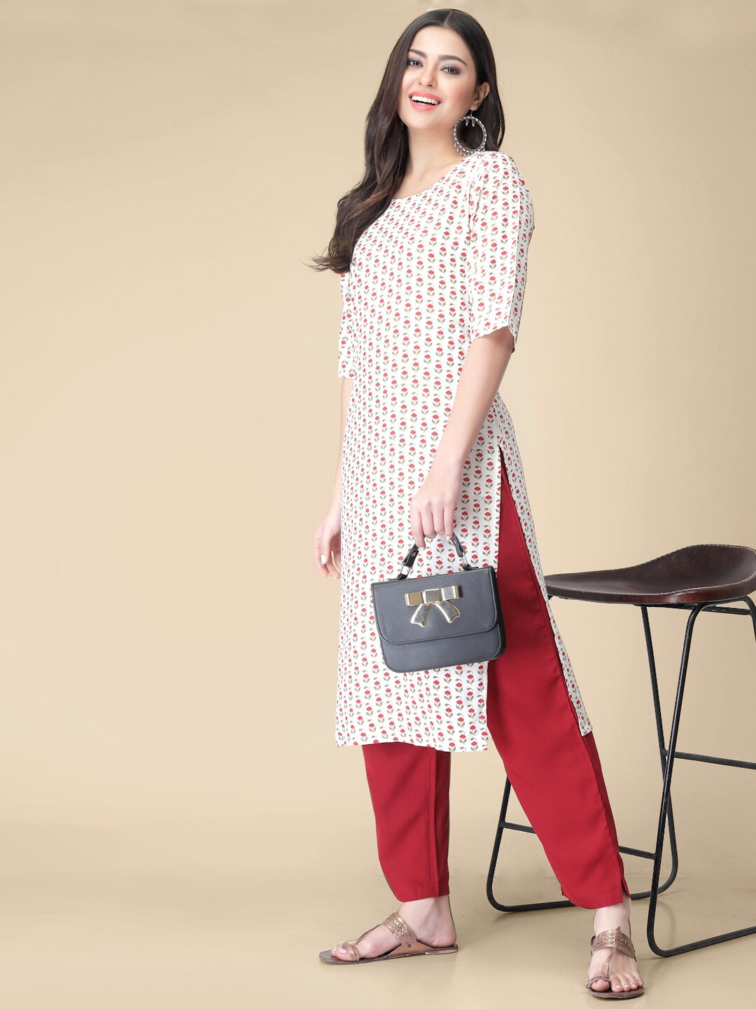 Kalini Floral Printed Round Neck Kurta with Trousers - Distacart