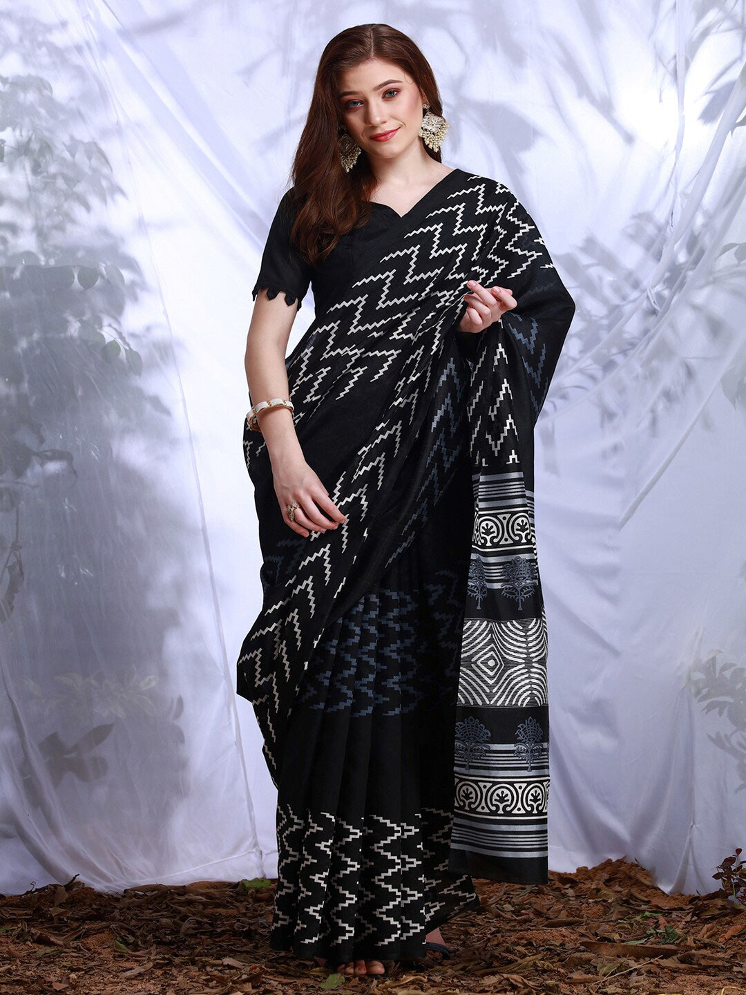 Kalini Geometric Printed Bhagalpuri Silk Saree - Distacart