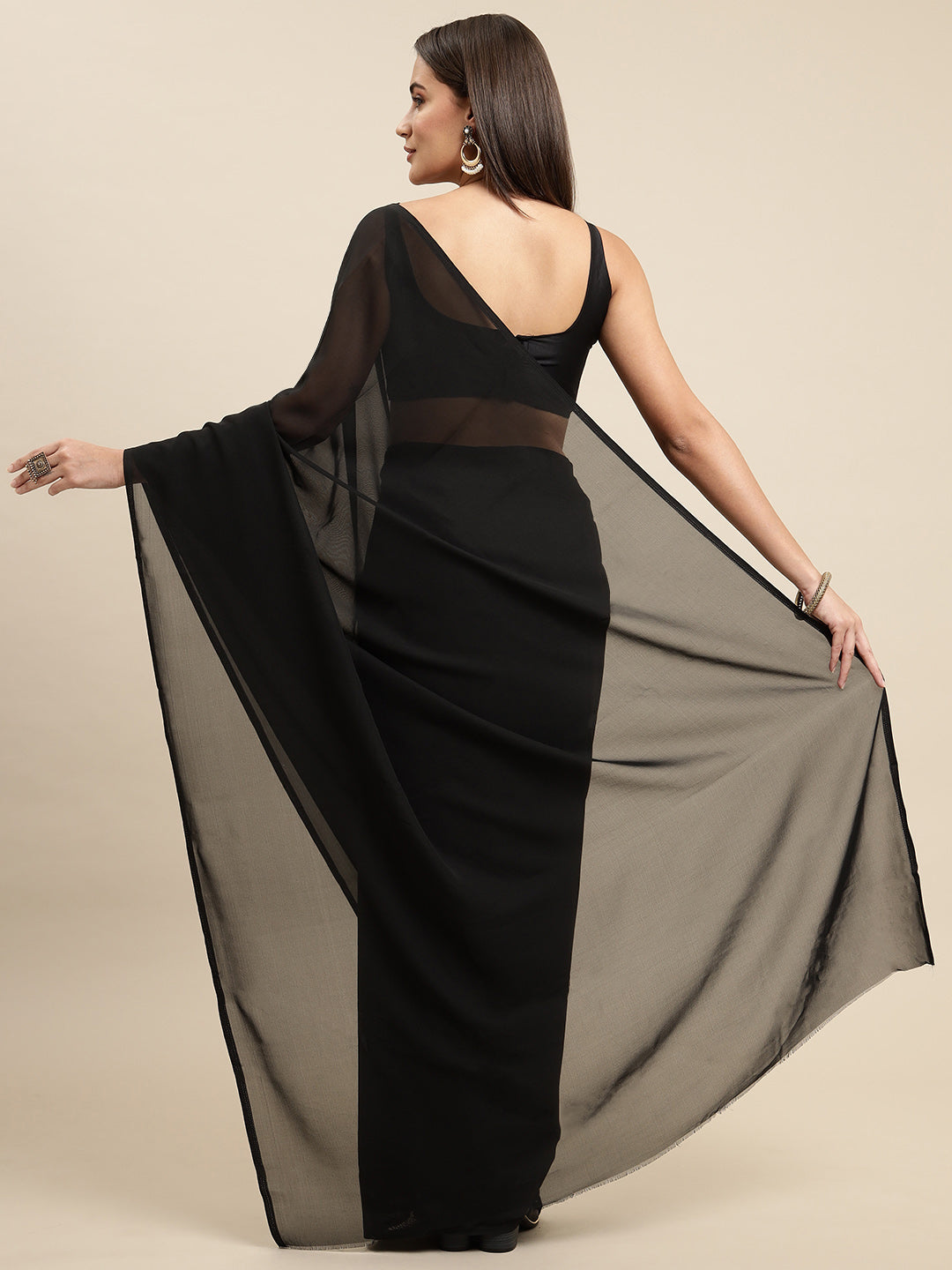 Kalini Women Black Solid Saree - Distacart