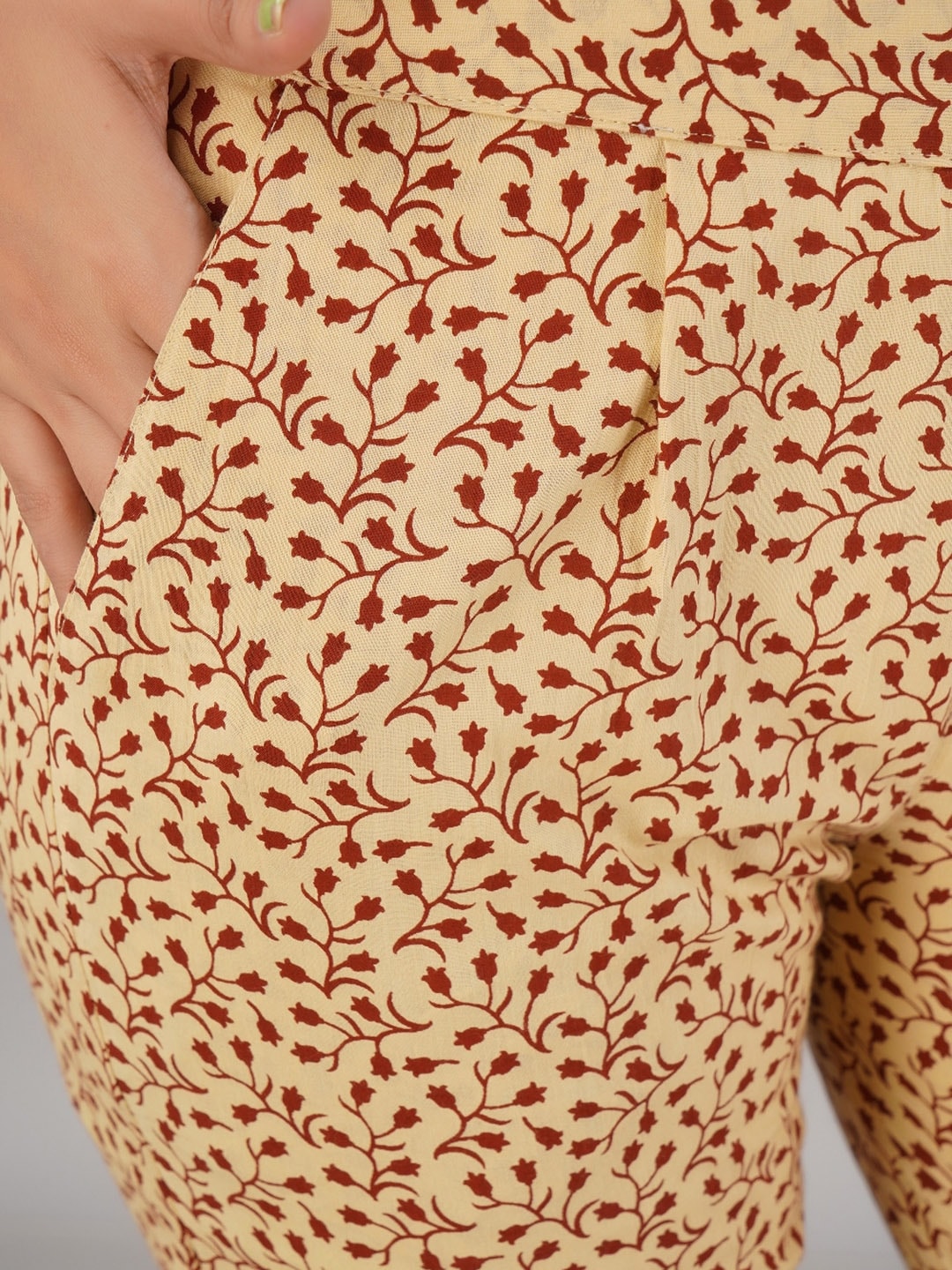 HERE&NOW Maroon & Beige Ethnic Motifs Printed Shirt Collar Kurta with Trousers - Distacart