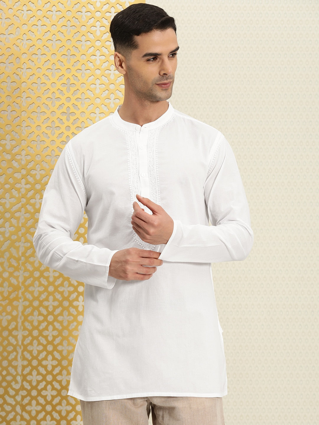 House of Pataudi Men Pure Cotton Solid Chikankari Jashn Short Kurta - Distacart