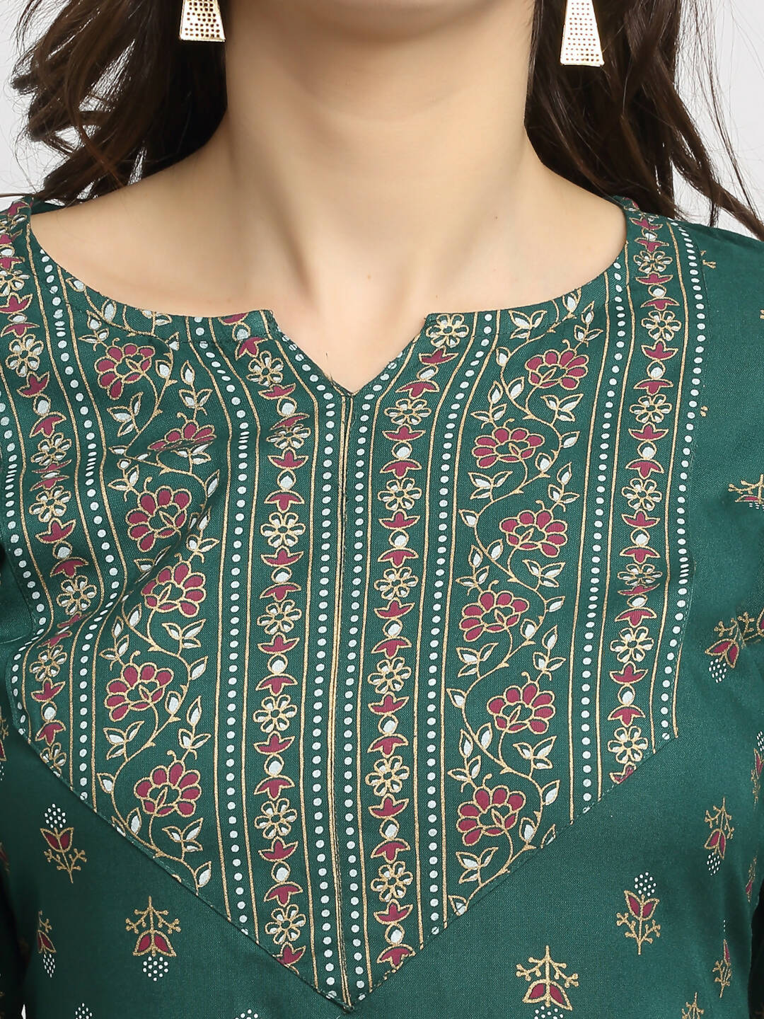 Rudra Bazaar Green Printed Yoke Designed Straight Kurta with Maroon Pyjamas - Distacart